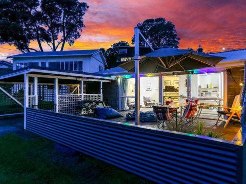 30 Tasman Parade, Oakura