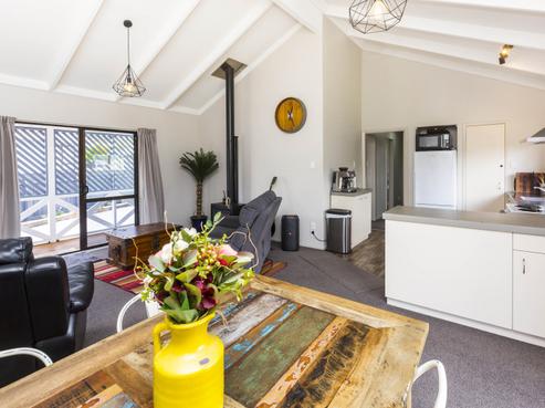 7 Moonstone Grove, Birchville