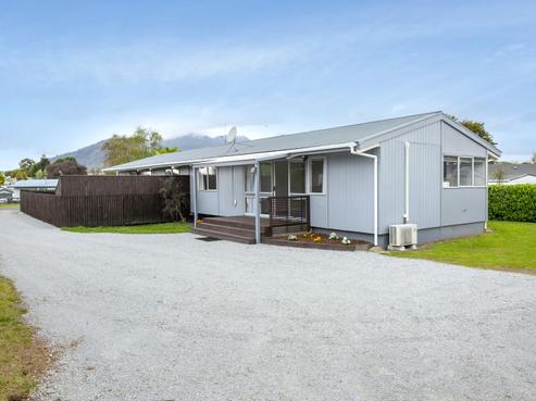 65 Hinekura Avenue, Taupo