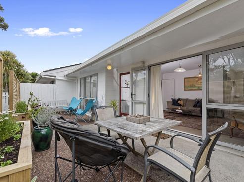 3/5 Patuone Avenue, Devonport