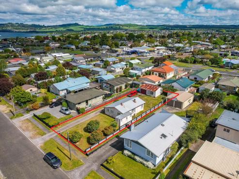 20 Waitahanui Avenue, Taupo