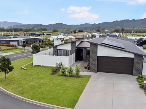 3 Topping Place, Whitianga