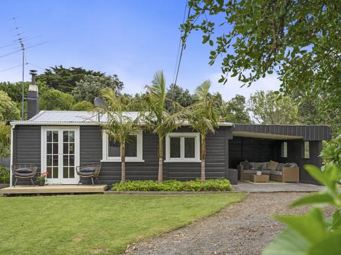 46 Fox Street, Opunake