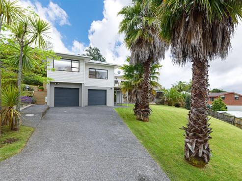 8 Serrata Place, Browns Bay
