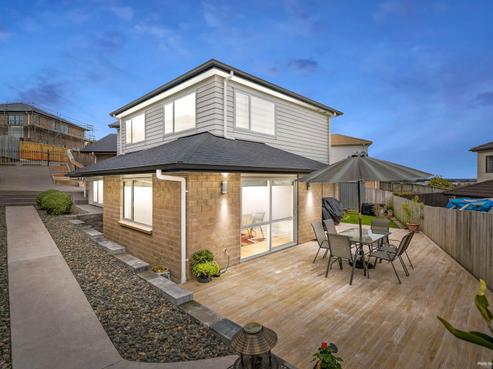 54 Kirikiri Drive, Papakura