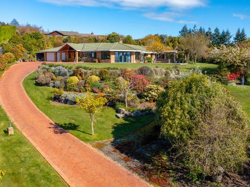 46 Blue Ridge Drive, Acacia Bay