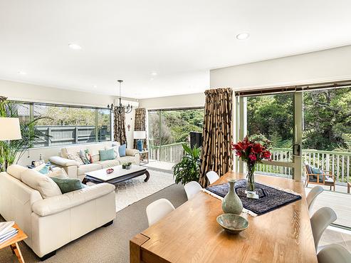 67 Percy Kinsman Crescent, Riverstone Terraces