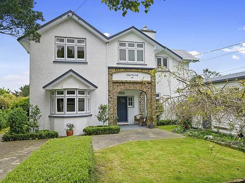 121 Helston Road, Paparangi
