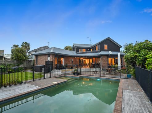 4 Ashmore Court, Huntington