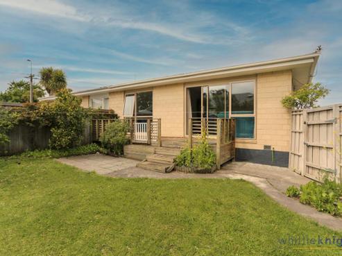 57 Edward Avenue, Edgeware
