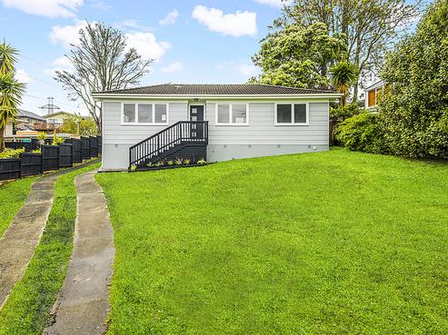 15 Arlette Place, Massey