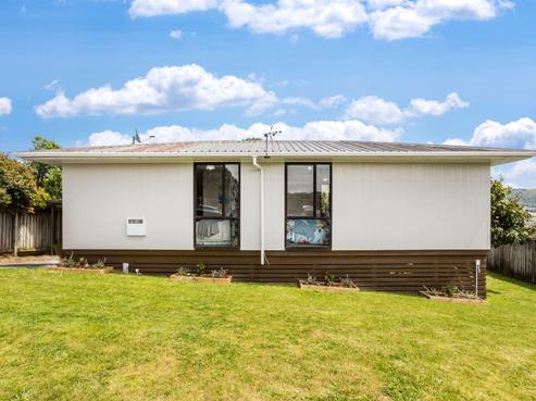 16 Awatea Street, Ranui