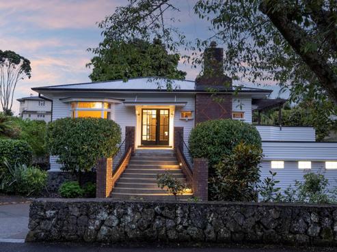 17 Glenfell Place, Epsom