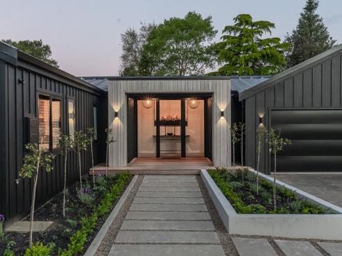 1 De La Mare Drive, Leamington
