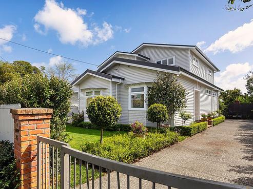 25 Hazelmere Road, Sandringham