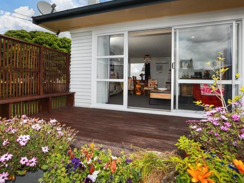7 Lewis Street, Glenview