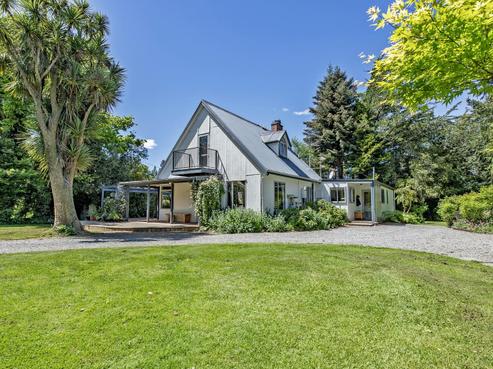 527 Kowai Road, Springfield