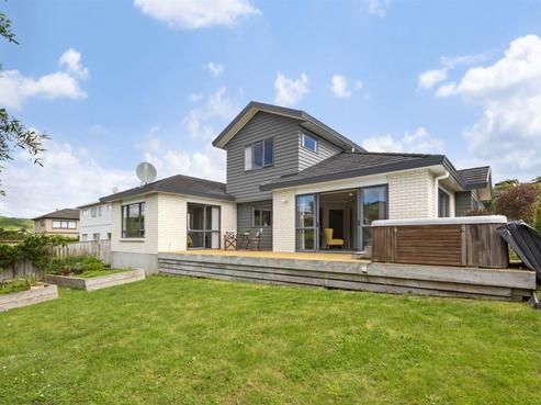 29 Te Puia Drive, Aotea