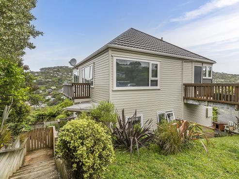 3A Chancellor Way, Crofton Downs