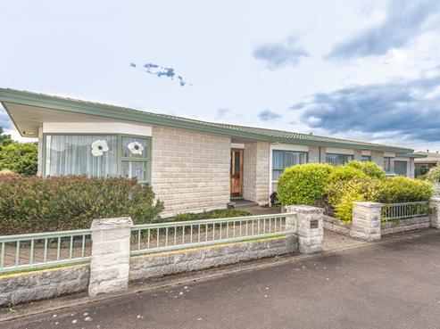 27 Bullock Drive, Springvale