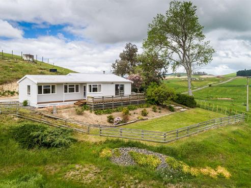 25 Tod Road, Otane