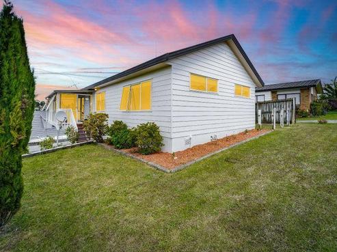 67 Garton Drive, Massey