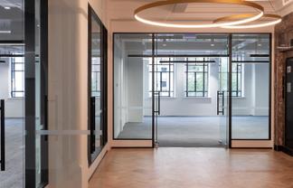 Queen Street Office Opportunity!