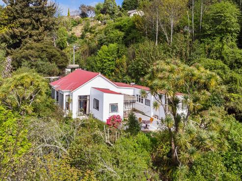24 Rockside Road, Glenleith