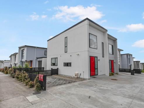 28 Tihema Lane, Massey