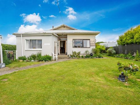 2029 Bluff Highway, Bluff