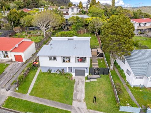 30 Antrim Crescent, Wainuiomata