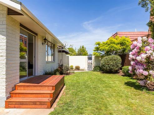 18A Powell Crescent, Ilam