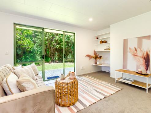31 Renown Road, Raumati South