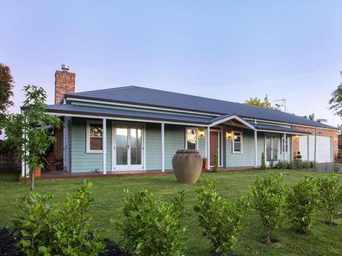 3 Taunton Court, Huntington