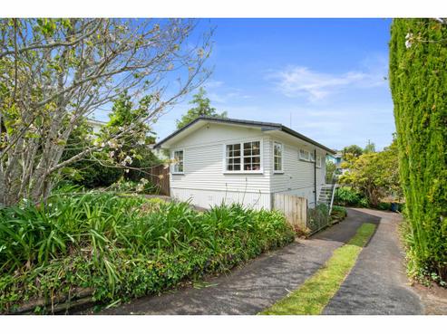 4 Anich Road, Massey