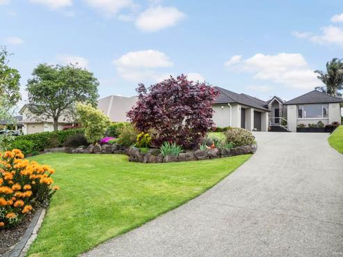 45 Lough Bourne Drive, Pukekohe