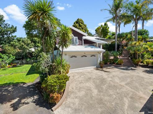 29 De Val Drive, Titirangi