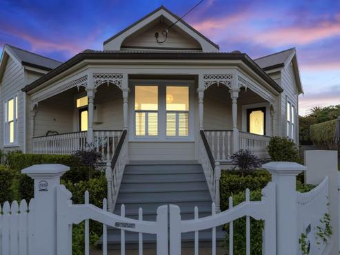 11 Shoal Bay Road, Devonport