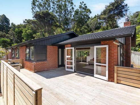 50 Tainui Road, Titirangi