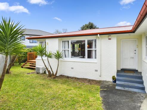 16 Penruddocke Road, Half Moon Bay