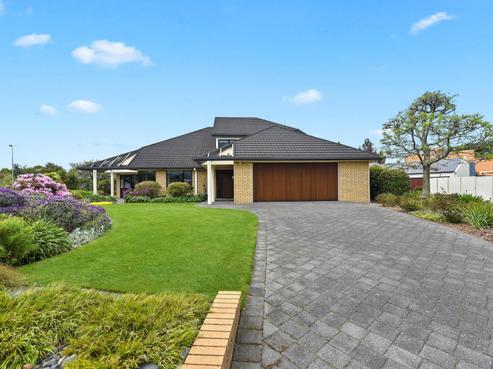 79 Harrowfield Drive, Harrowfield