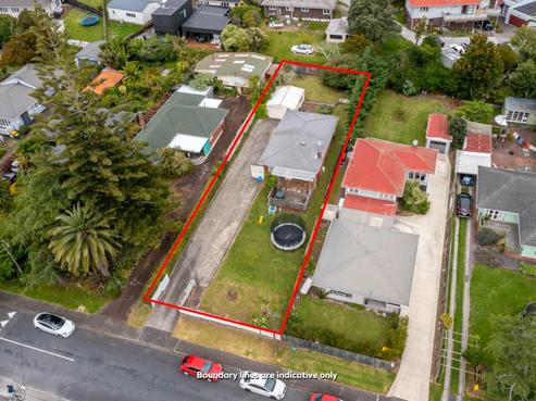 12 Amberley Avenue, Te Atatu South