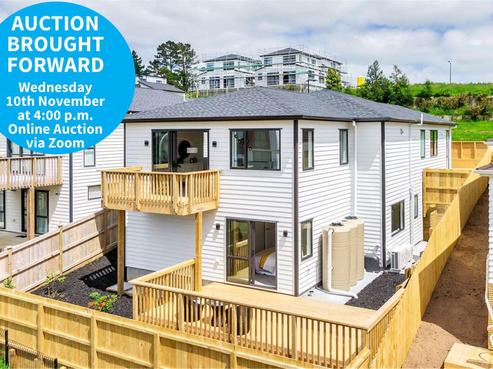 10 Baumea Rise, Massey