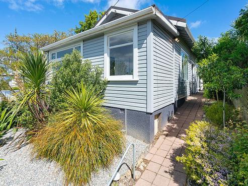 4 Ventnor Street, Mornington