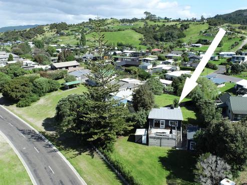 341 Tangiora Avenue, Whangapoua