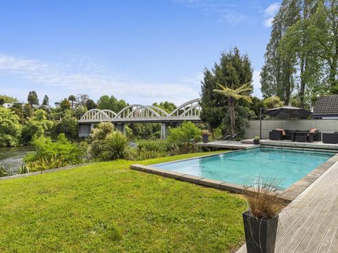 525 River Road, Fairfield