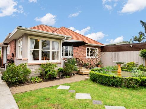 8 Wairere Avenue, Kensington