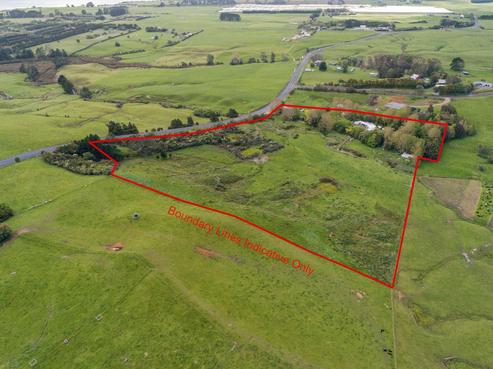 611 Awhitu Road, Pollok