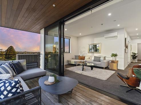 303/8A Lake Pupuke Drive, Takapuna
