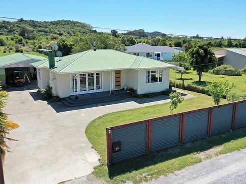 99 Abel Tasman Drive, Takaka